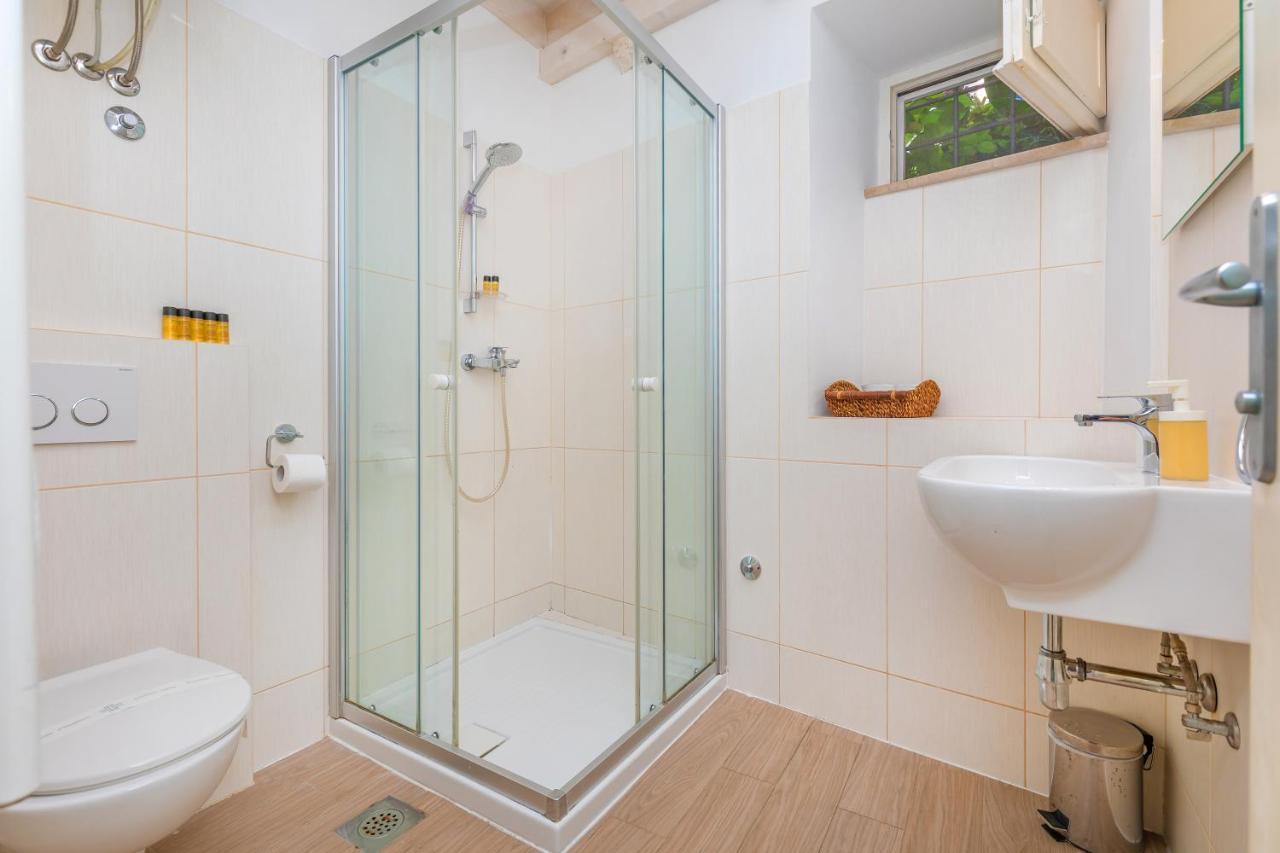 דוברובניק Rafael Rooms & Apartments Old Town By Duhomes מראה חיצוני תמונה